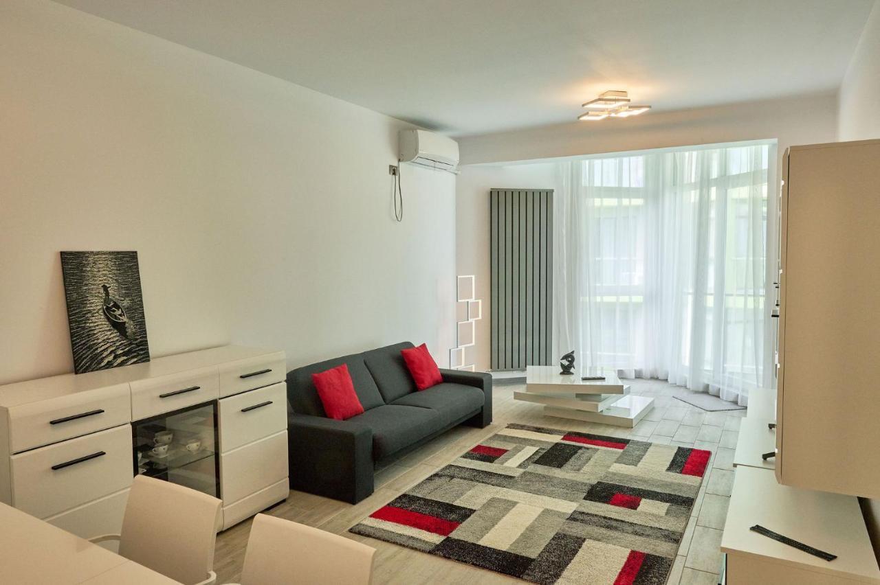 Crazy Sea View 1Br Apartment Spa Pools Resort Mamaia Exteriör bild